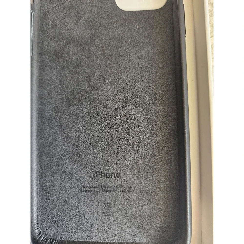 Official Apple iPhone 11 Pro Max Leather Case - Black In Box